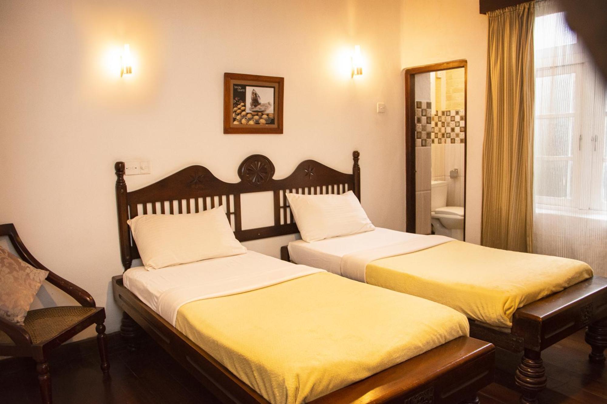 The Golf Green City Bungalow Nuwara Eliya Buitenkant foto