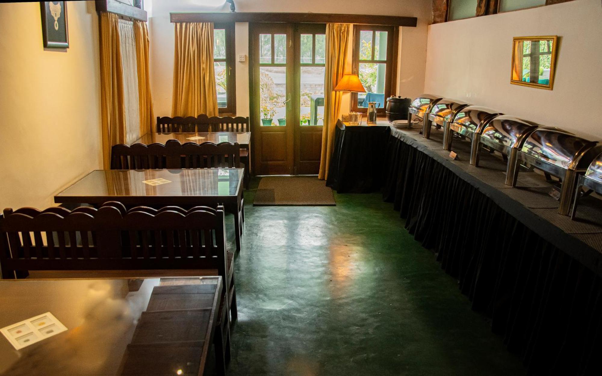 The Golf Green City Bungalow Nuwara Eliya Buitenkant foto